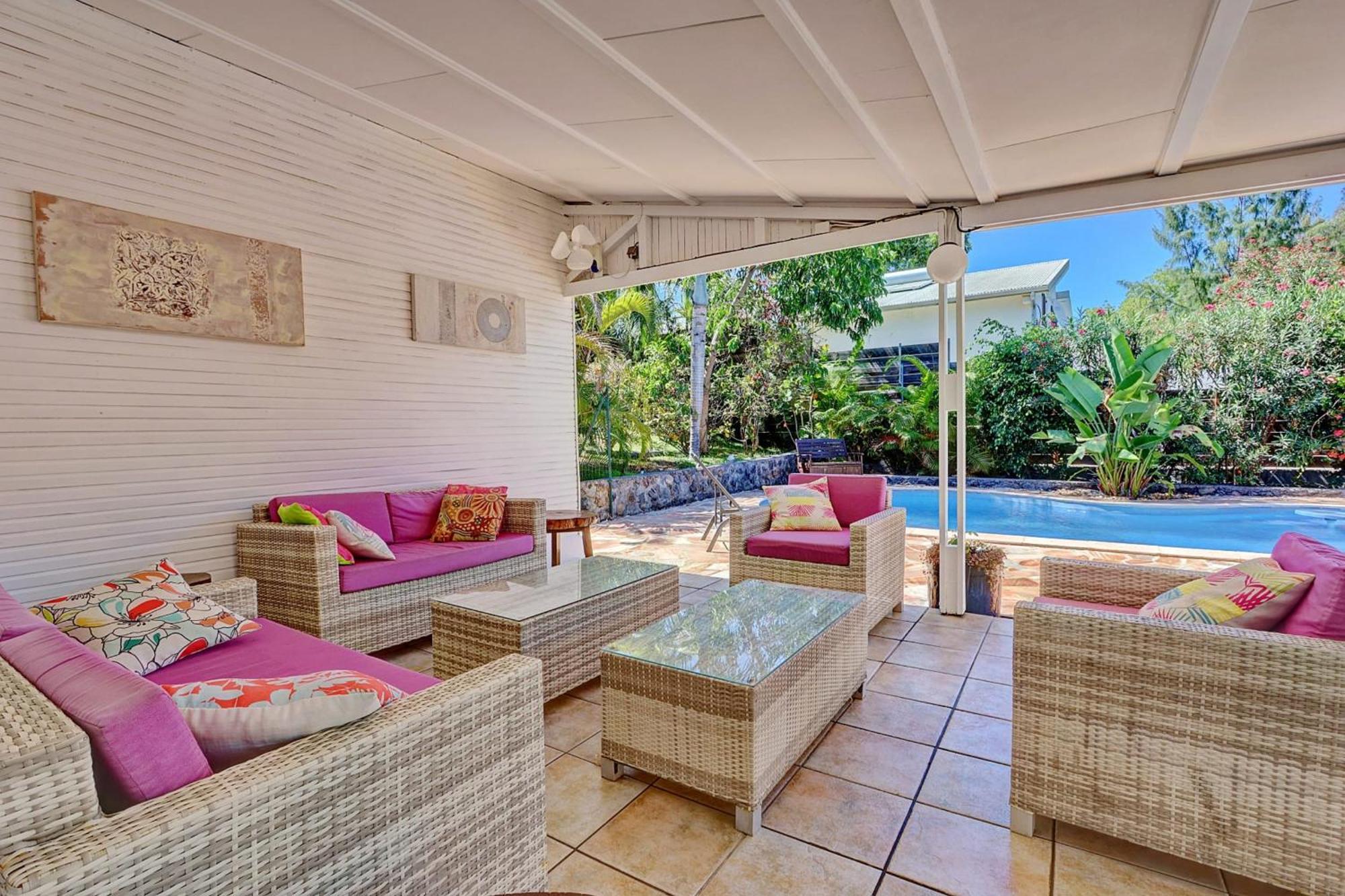 La Villa D'Eden - Saint Gilles Les Bains Экстерьер фото